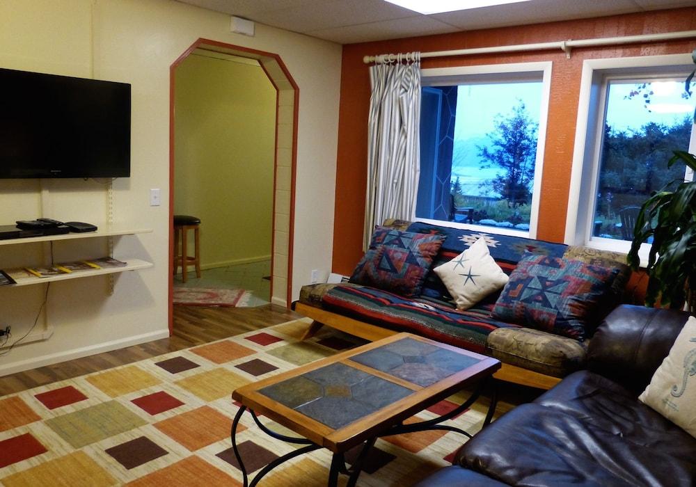 Halcyon Heights Bed & Breakfast/Inn