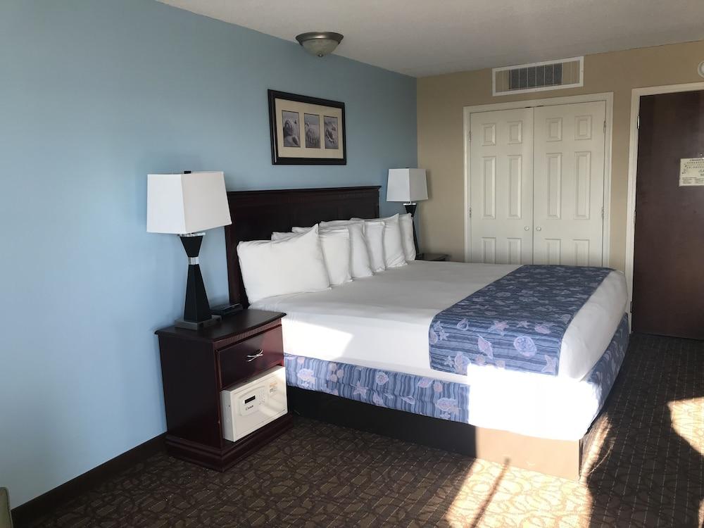 El Coronado Resort