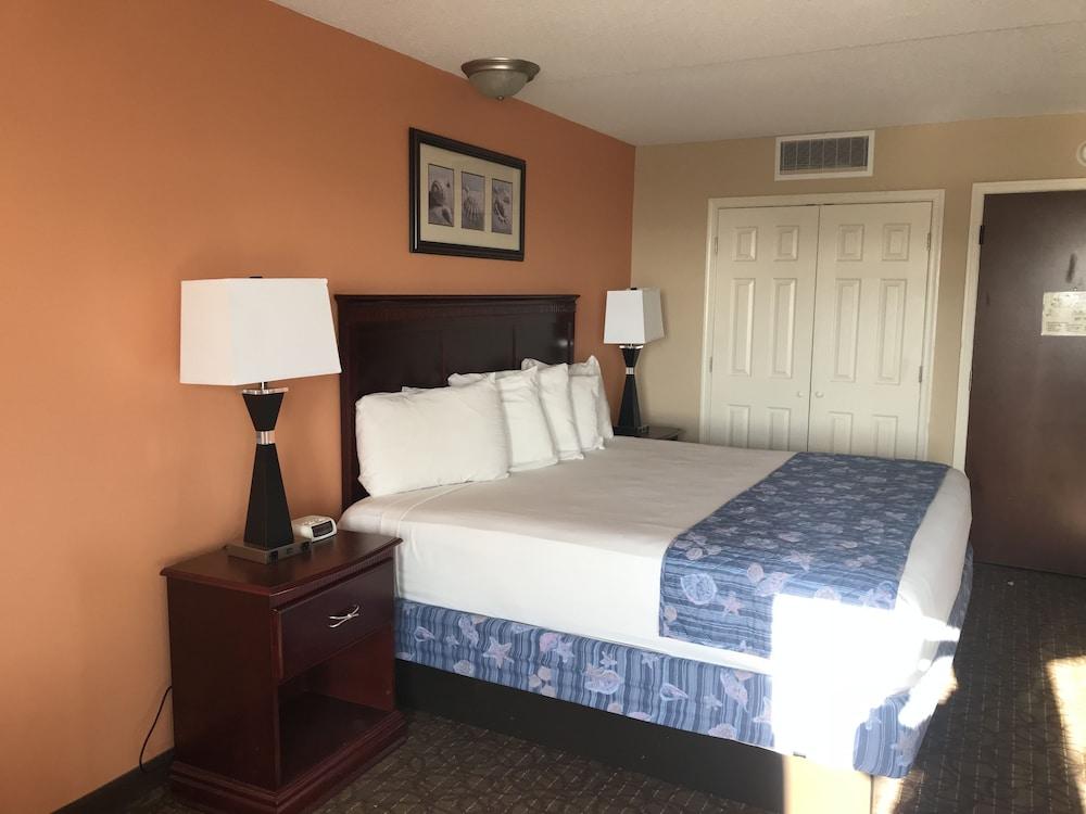 El Coronado Resort
