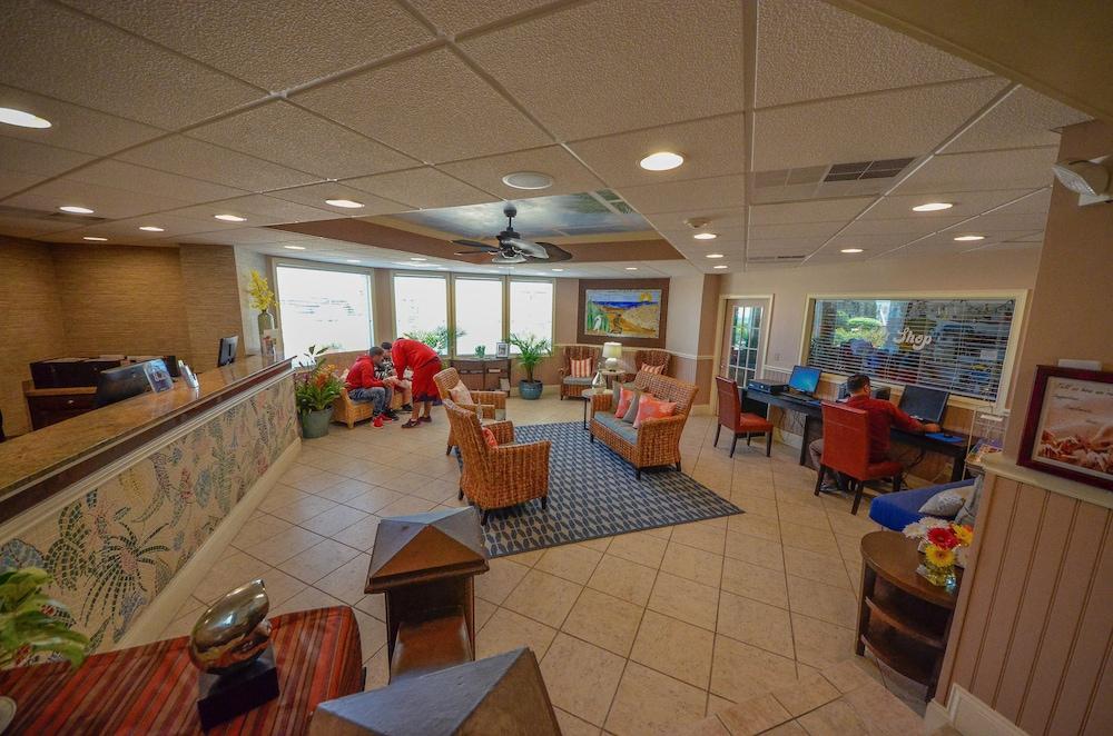 El Coronado Resort