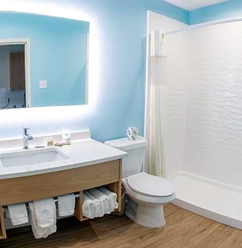Dunes Inn & Suites