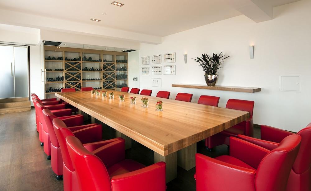 Valuas Restaurant Brasserie