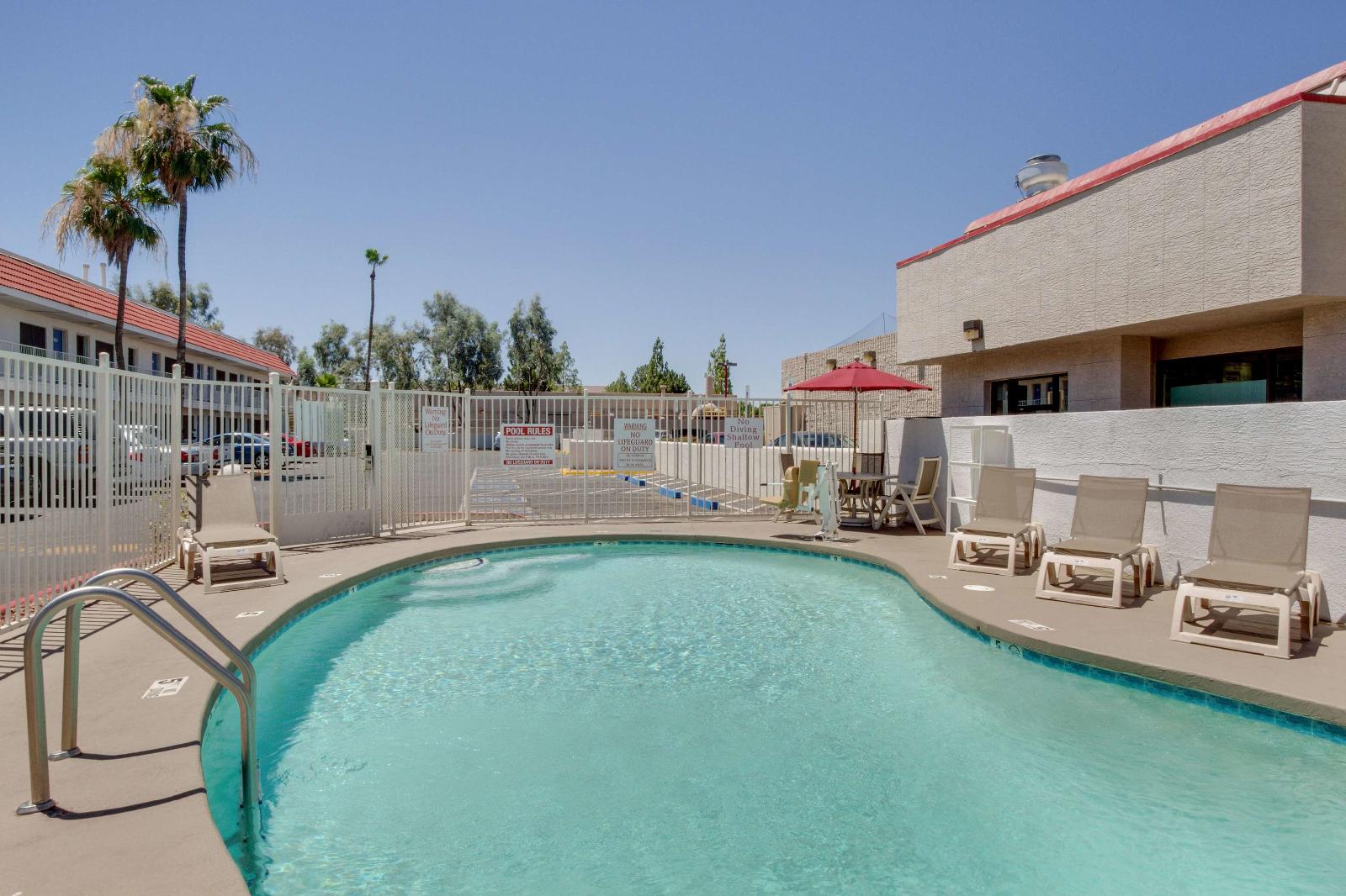 Motel 6 Phoenix Tempe Broadway ASU