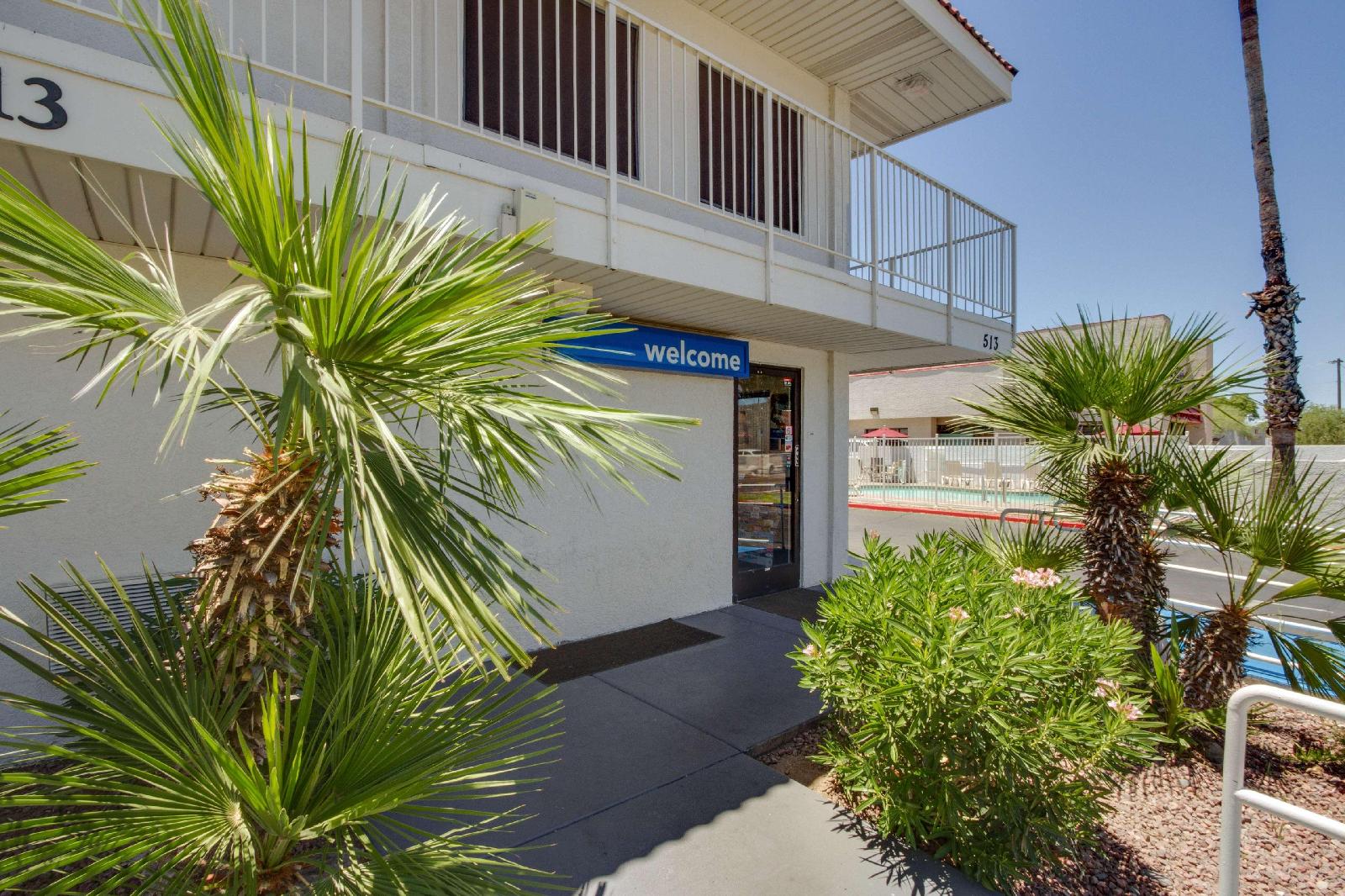 Motel 6 Phoenix Tempe Broadway ASU
