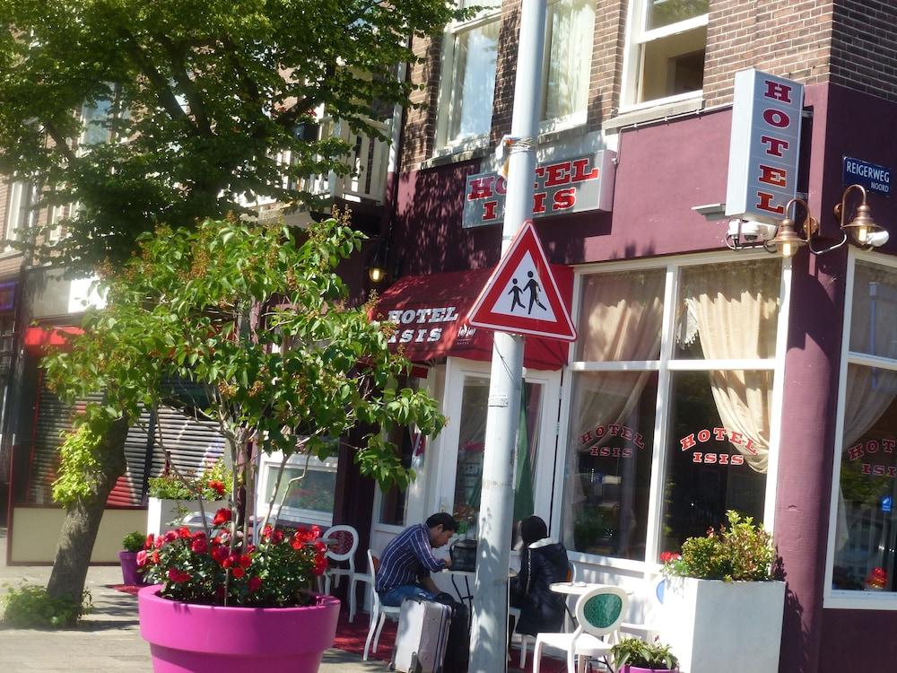 Hotel Isis