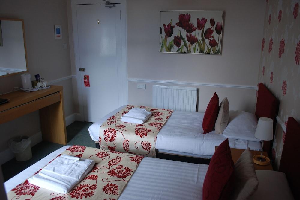 The Ardyne Guest House