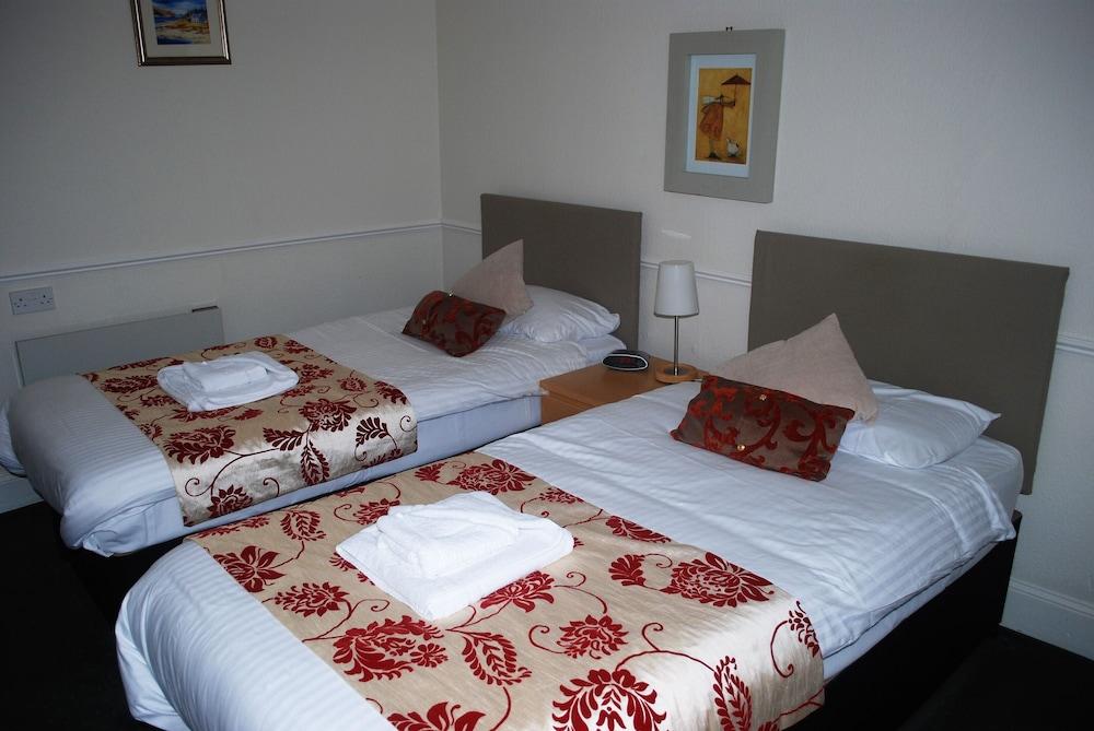 The Ardyne Guest House