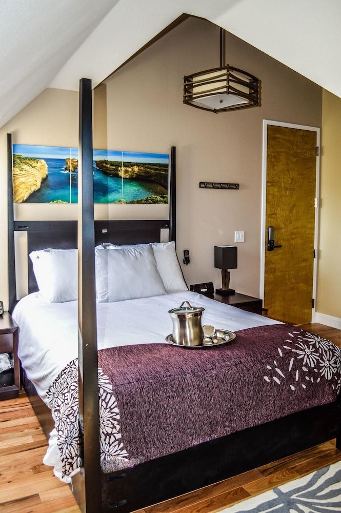 Rio Vista Hotel