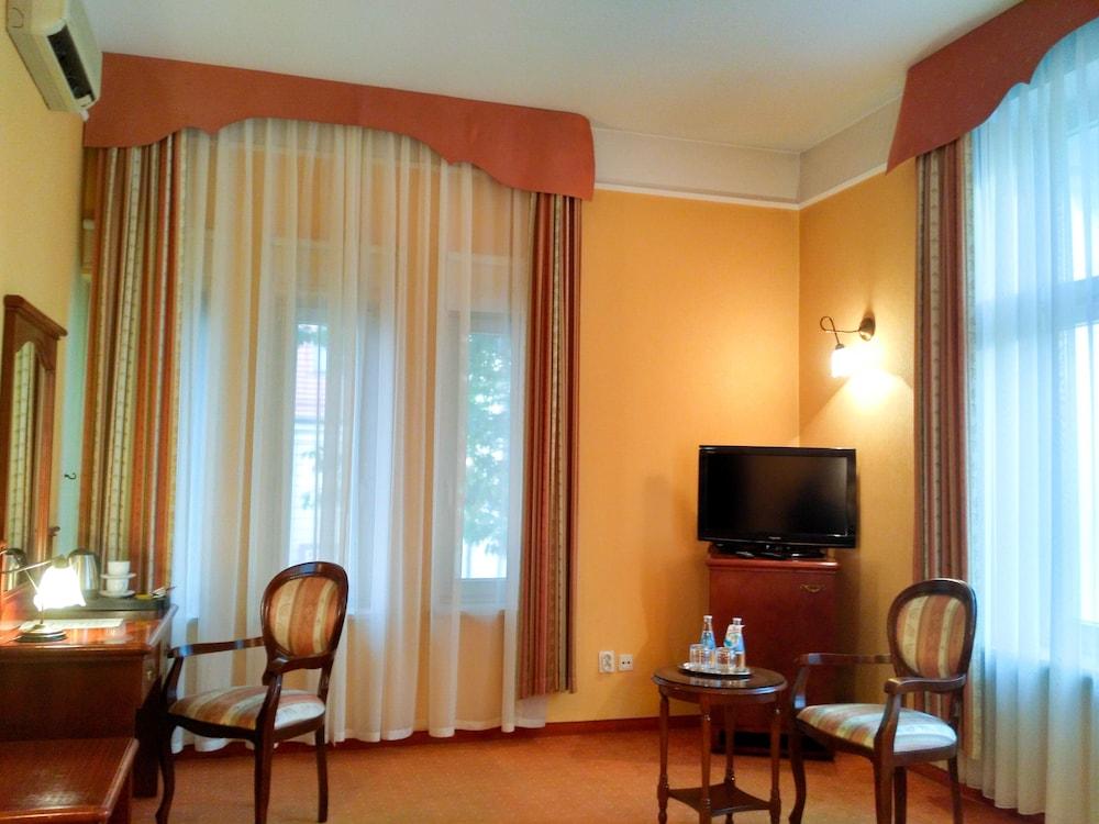 Hotel Villa Royal