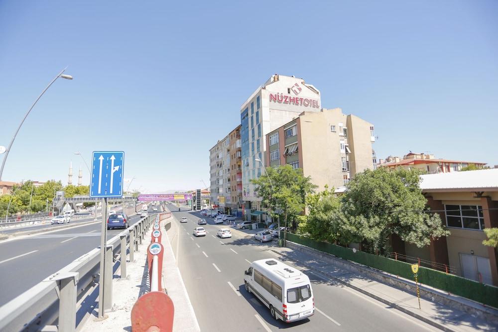 Nuezhet Hotel