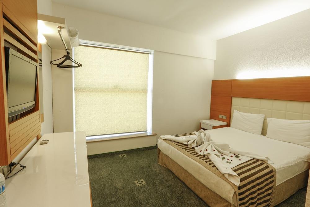 Nuezhet Hotel