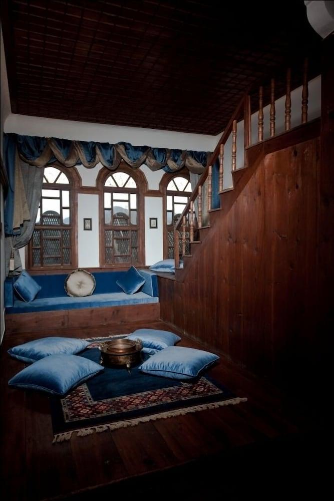 Gokcuoglu Konagi