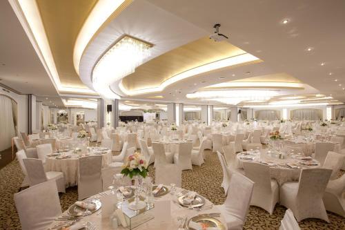 Grand Altuntas