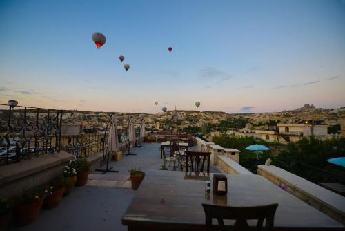 Vineyard Cave Hotel