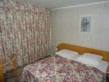 Mazowiecki Hotel