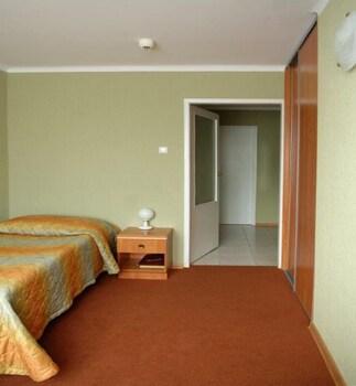 Mazowiecki Hotel