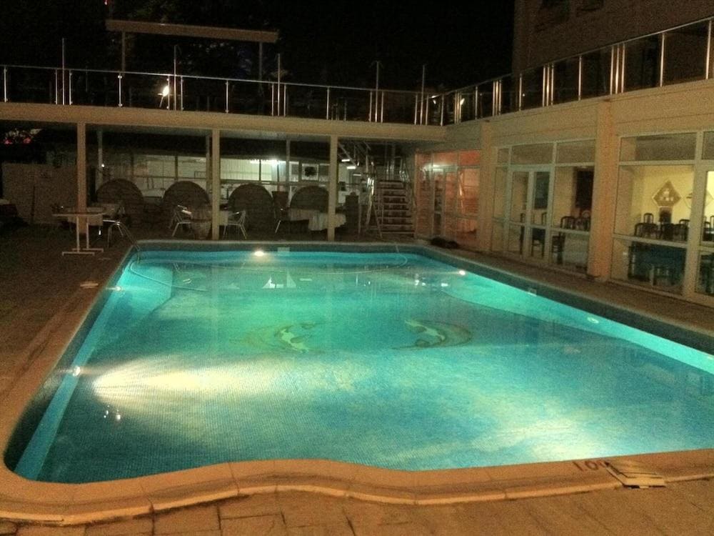 Ucem Hotel Golden Sea