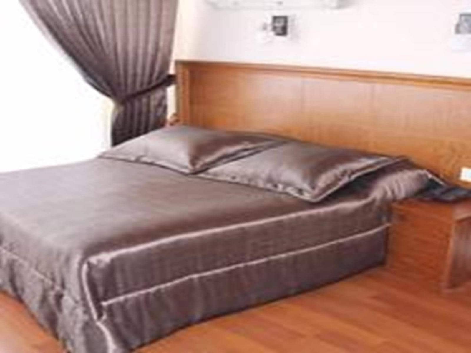 Ucem Hotel Golden Sea