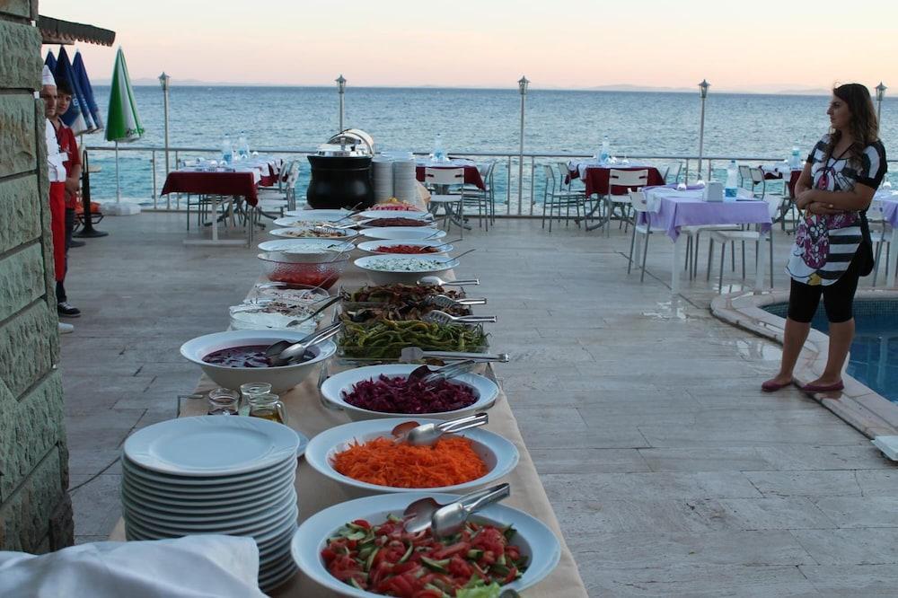 Ucem Hotel Golden Sea
