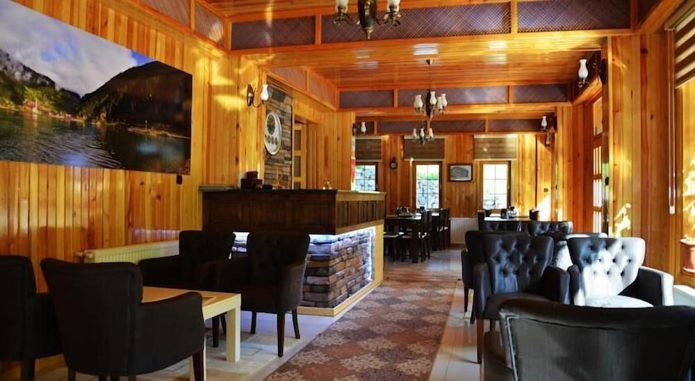 Uzungol Goblec Otel