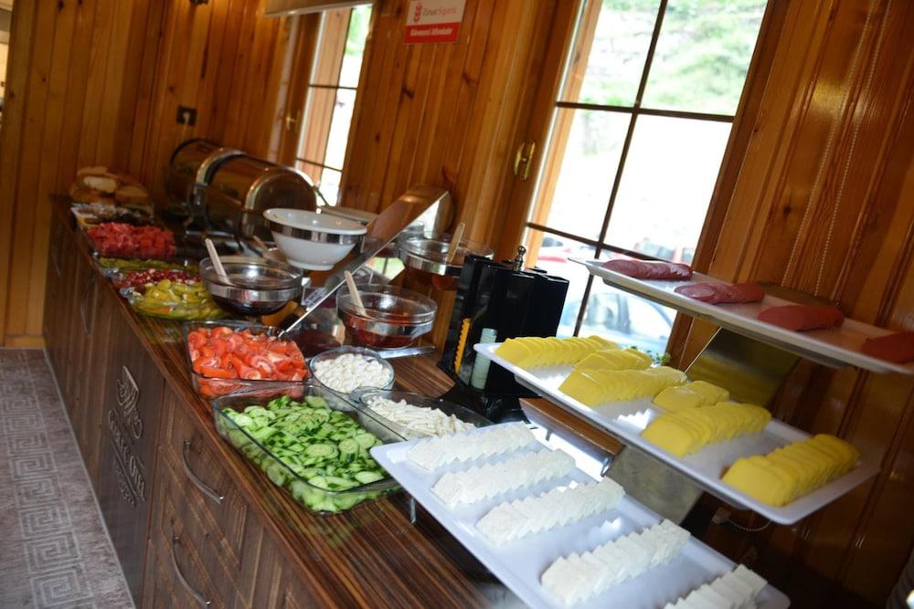 Uzungol Goblec Otel