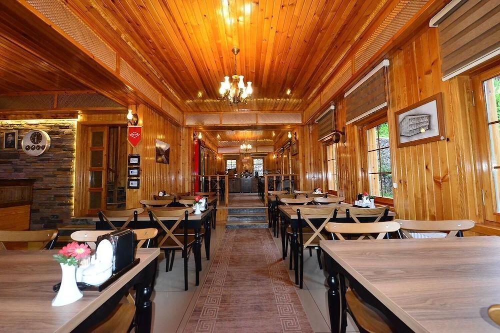 Uzungol Goblec Otel