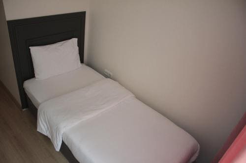 City Hotel