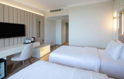 Vira Otel