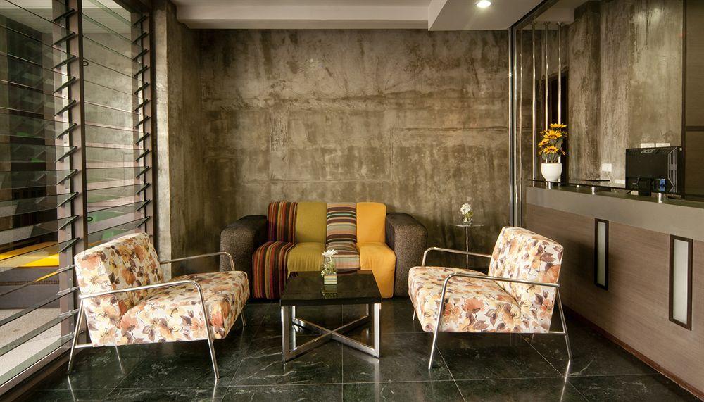 Oyo 358 Rattana Residence Thalang