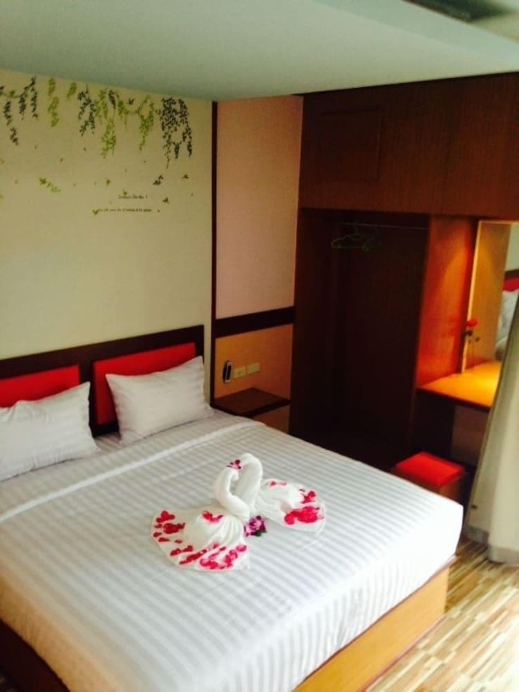Airport Phuket Garden Resort