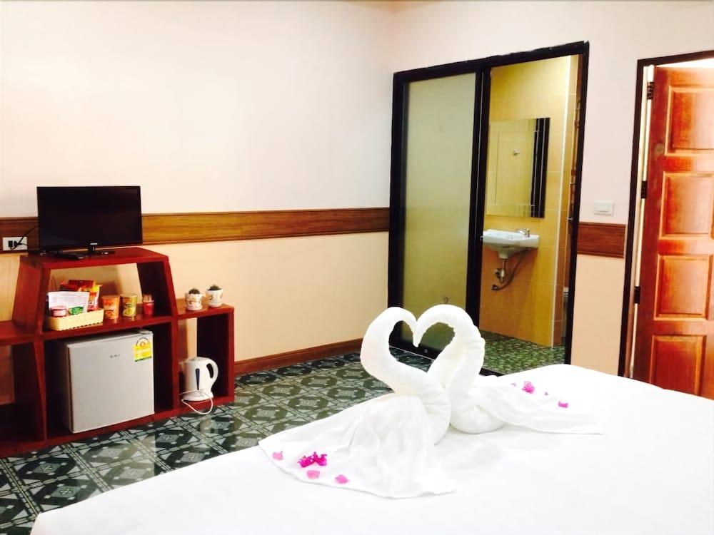 Airport Phuket Garden Resort