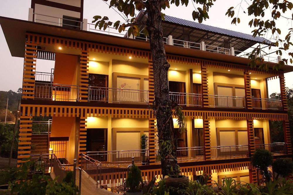Airport Phuket Garden Resort