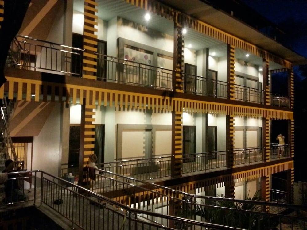 Airport Phuket Garden Resort