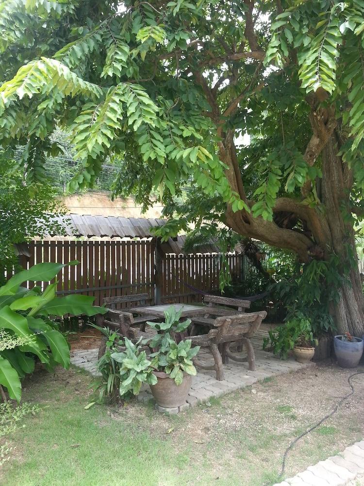 Airport Phuket Garden Resort