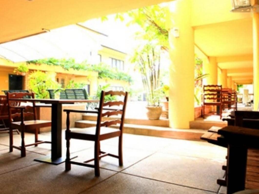 Lyceum Home