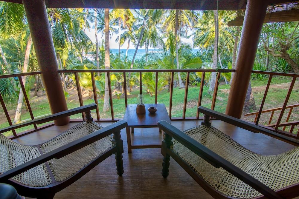 Palm Paradise Cabanas
