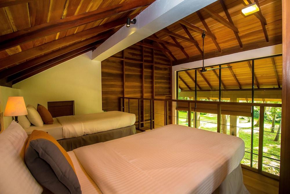 Palm Paradise Cabanas