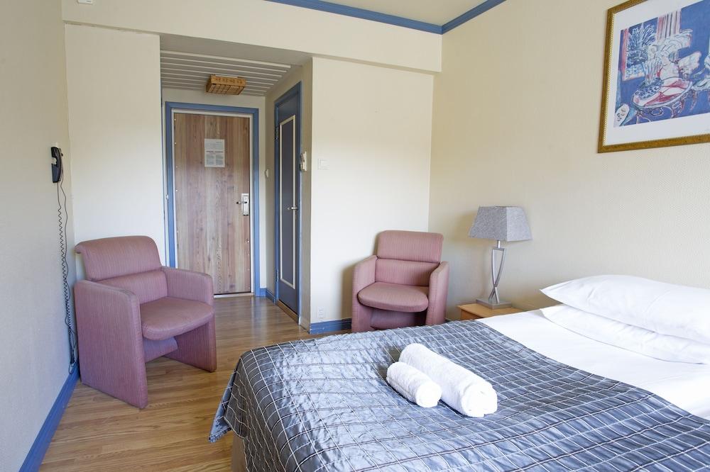 Skogstad Hotell