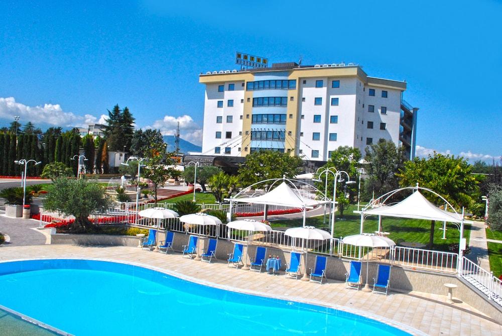 Edra Palace