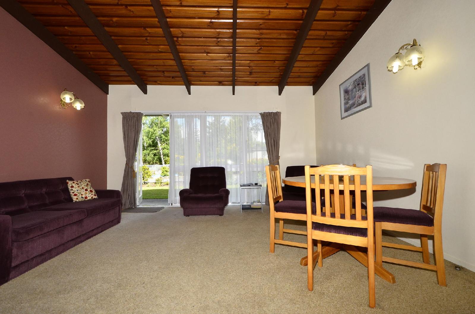 Spa Lodge Motel