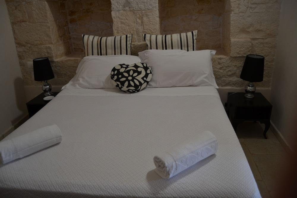 Trulli Gallo Rosso