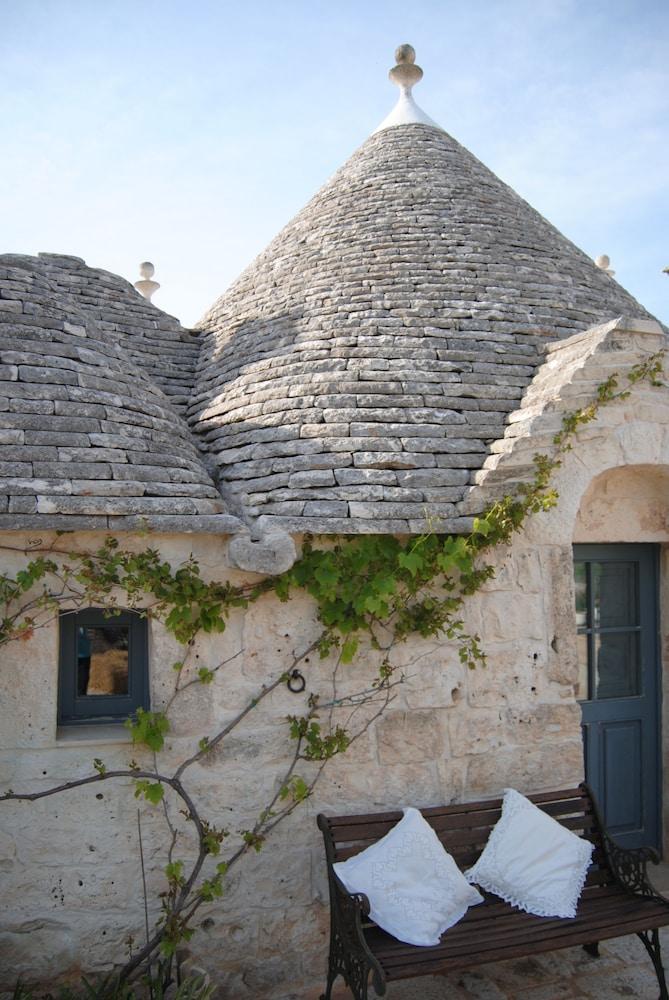 Trulli Gallo Rosso