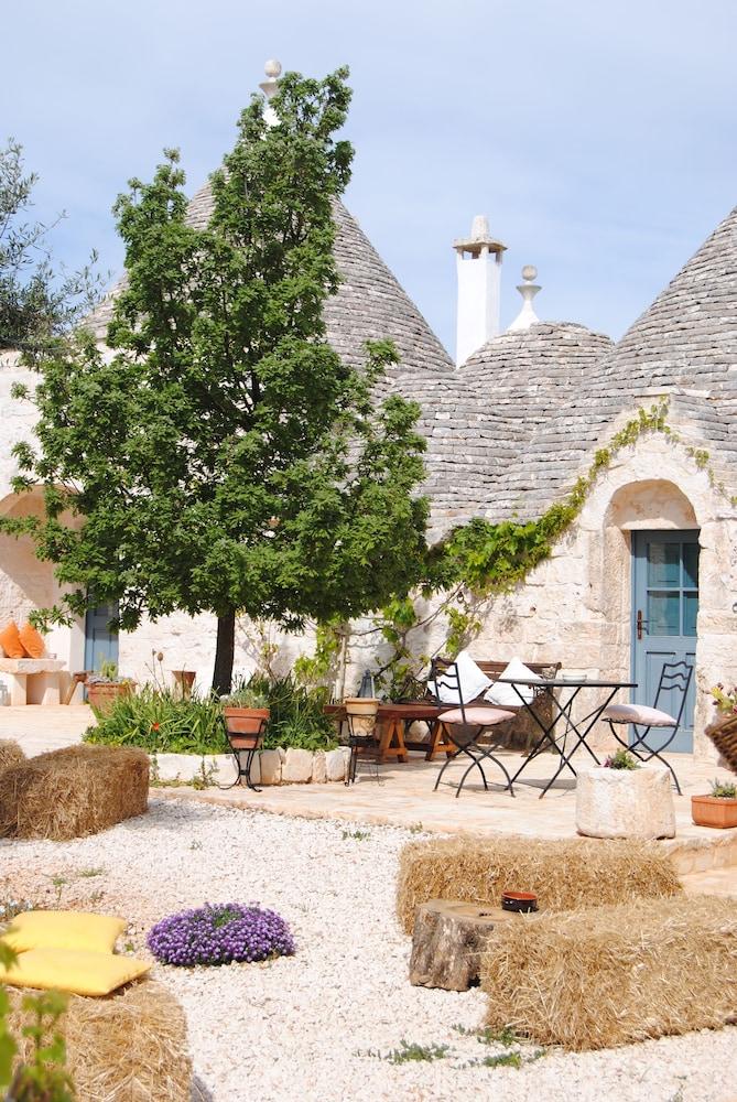 Trulli Gallo Rosso