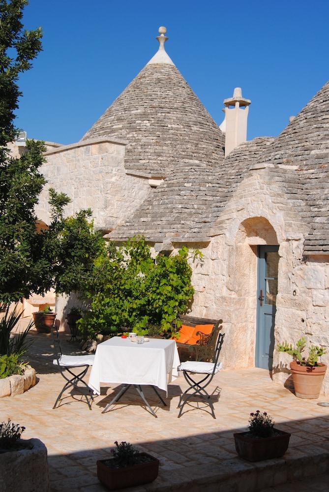 Trulli Gallo Rosso