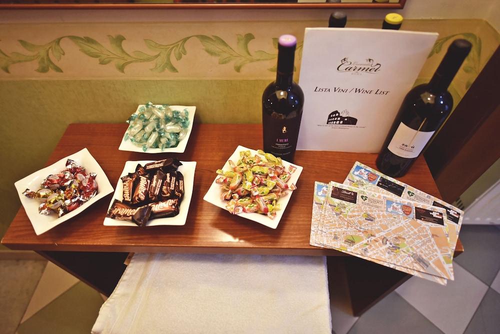 Hotel Carmel