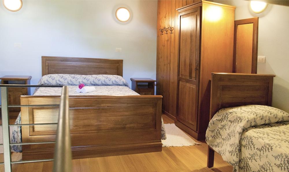 Country House Angelo Blu