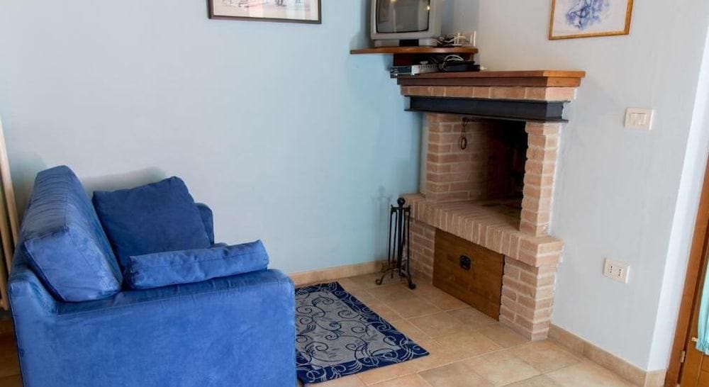 Country House Angelo Blu
