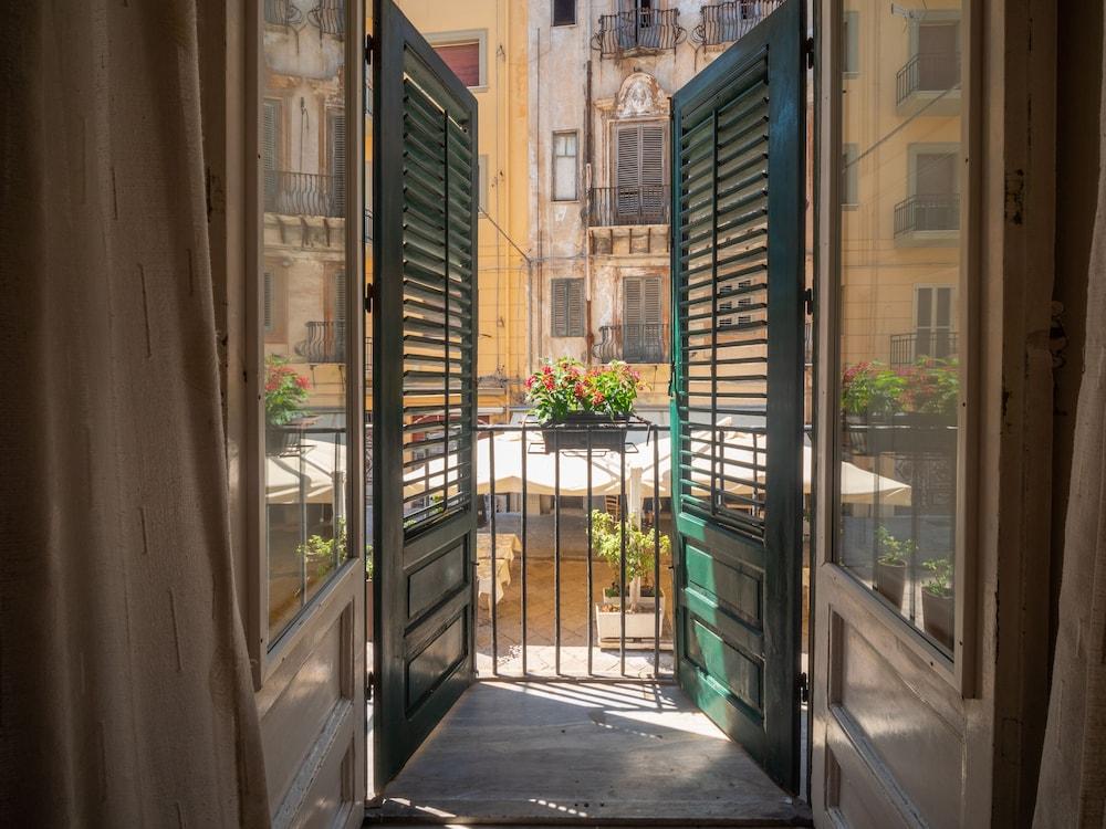 Kalamarina Rooms