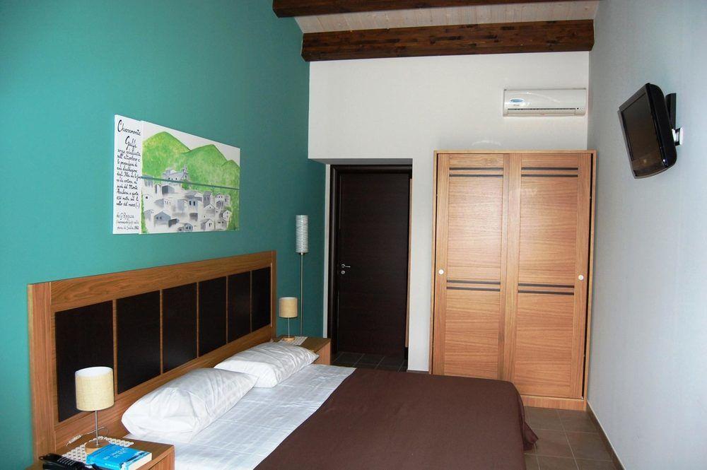 Terre Iblee Resort
