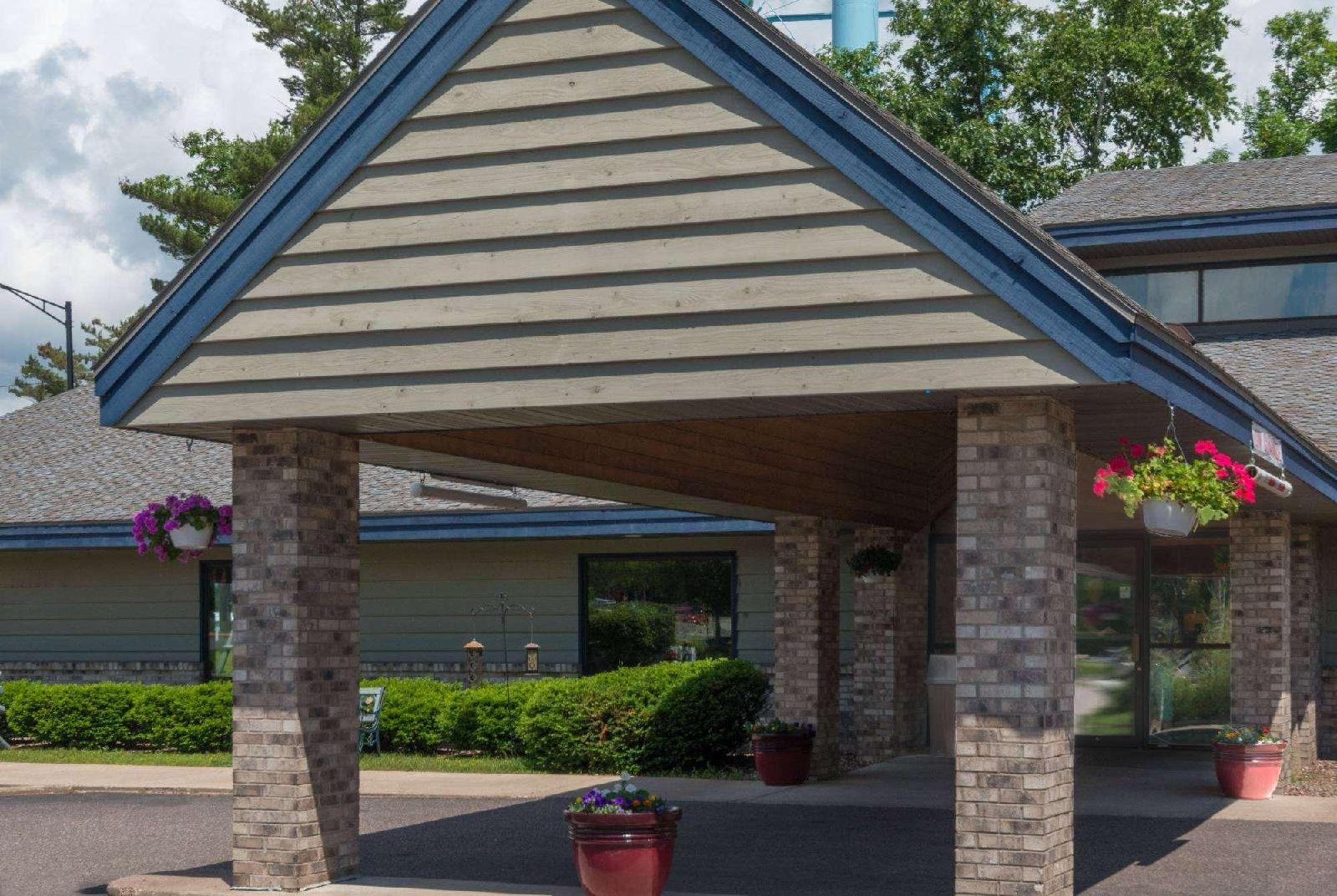 AmericInn Minocqua